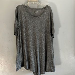 Women’s flowy long blouse